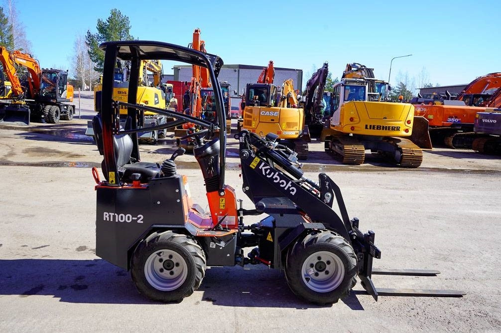 Kubota RT100-2 - Šarnyrinis krautuvas: foto 5 Kubota RT100-2 - Šarnyrinis krautuvas: foto 5