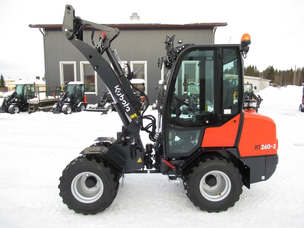 Kubota RT260-2 UUSI, TAKUU - Šarnyrinis krautuvas: foto 2 Kubota RT260-2 UUSI, TAKUU - Šarnyrinis krautuvas: foto 2