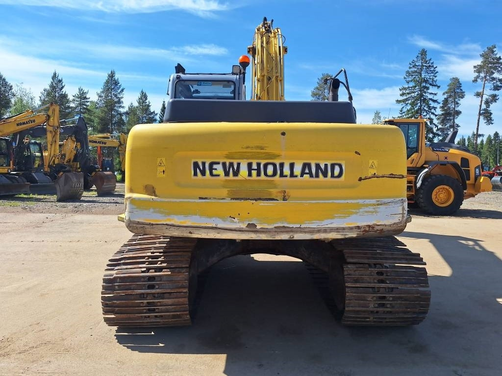 New Holland E175LC KALLISTAJALLA - Vikšrinis ekskavatorius: foto 3 New Holland E175LC KALLISTAJALLA - Vikšrinis ekskavatorius: foto 3