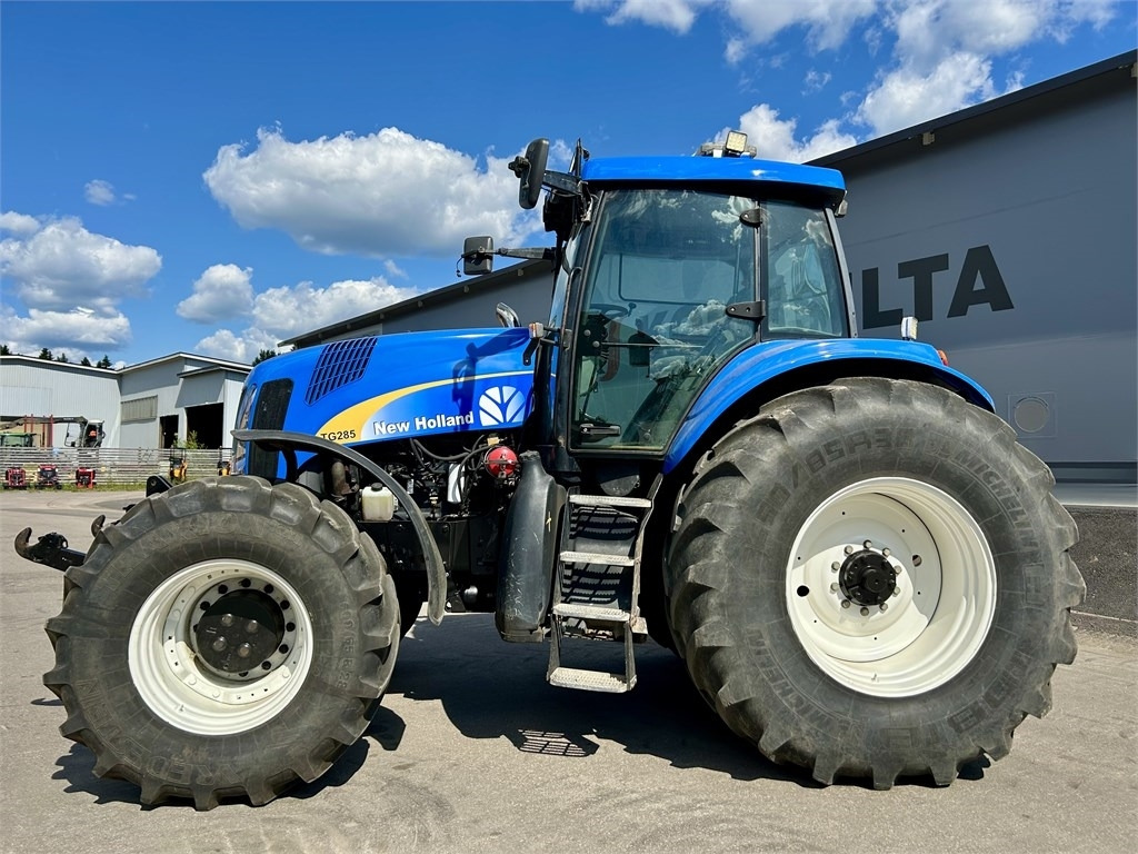 New Holland TG285 - Traktorius: foto 3 New Holland TG285 - Traktorius: foto 3