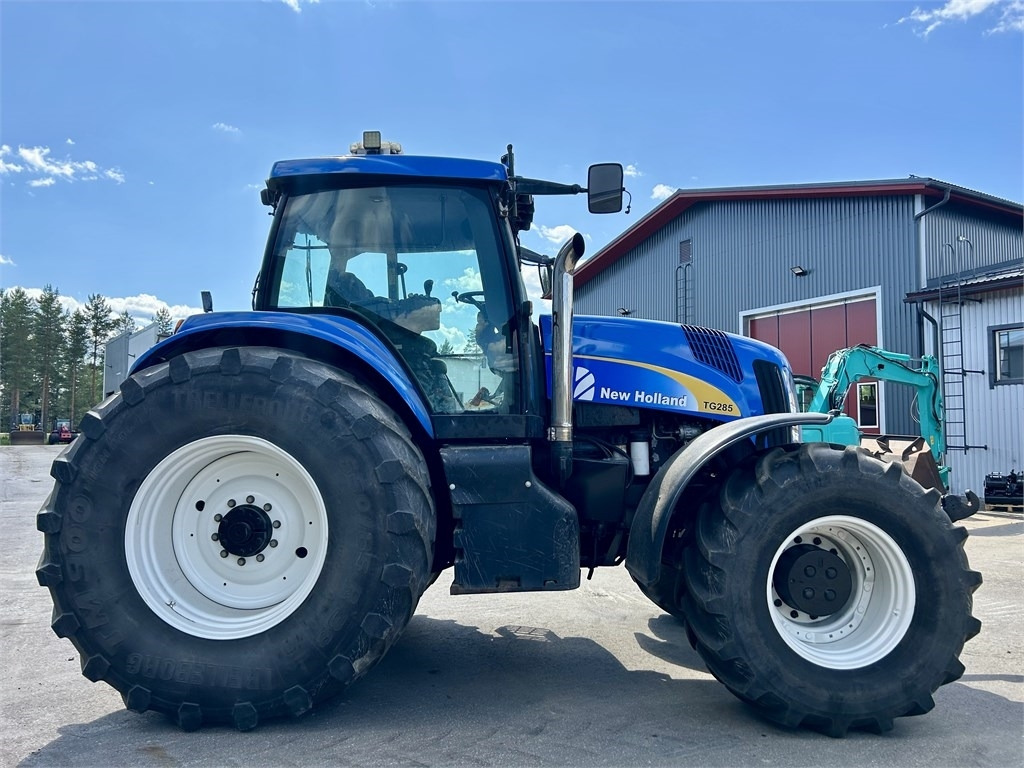 New Holland TG285 - Traktorius: foto 5 New Holland TG285 - Traktorius: foto 5