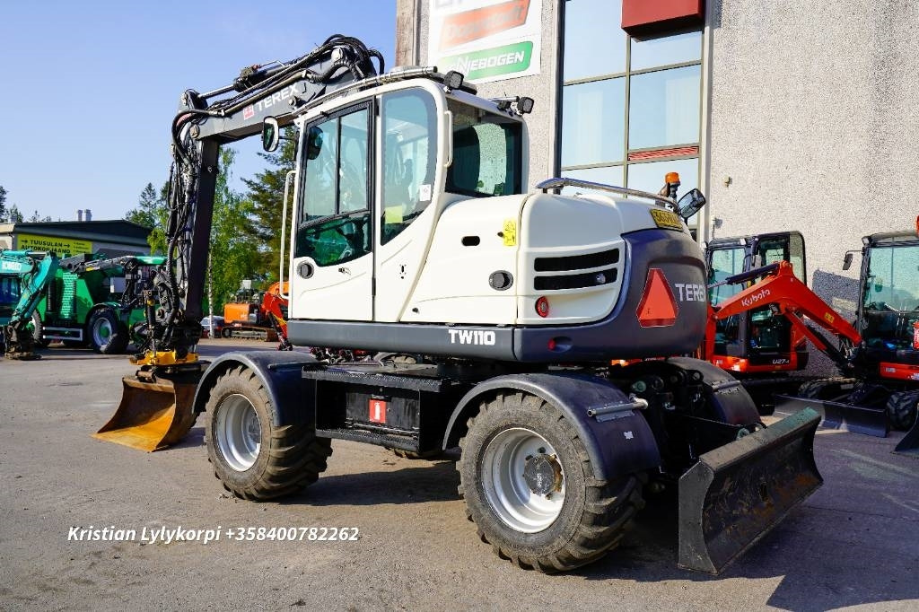Terex TW110 ENGCON JA KAUHAT - Ratinis ekskavatorius: foto 2 Terex TW110 ENGCON JA KAUHAT - Ratinis ekskavatorius: foto 2
