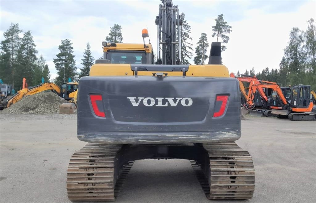 Volvo EC180DL PYÖRITTÄJÄLLÄ - Vikšrinis ekskavatorius: foto 4 Volvo EC180DL PYÖRITTÄJÄLLÄ - Vikšrinis ekskavatorius: foto 4