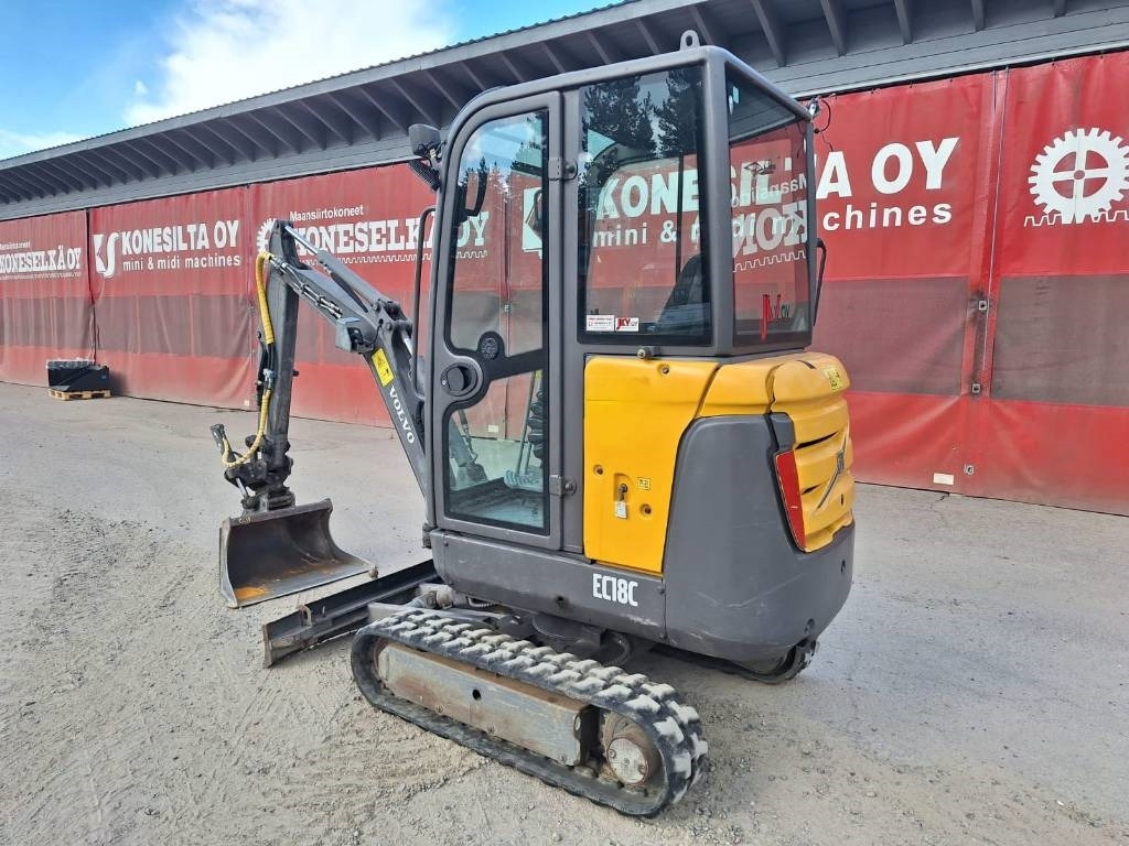 Volvo EC18C KALLISTAJALLA *EI ALVIA* - Mini ekskavatorius: foto 2 Volvo EC18C KALLISTAJALLA *EI ALVIA* - Mini ekskavatorius: foto 2