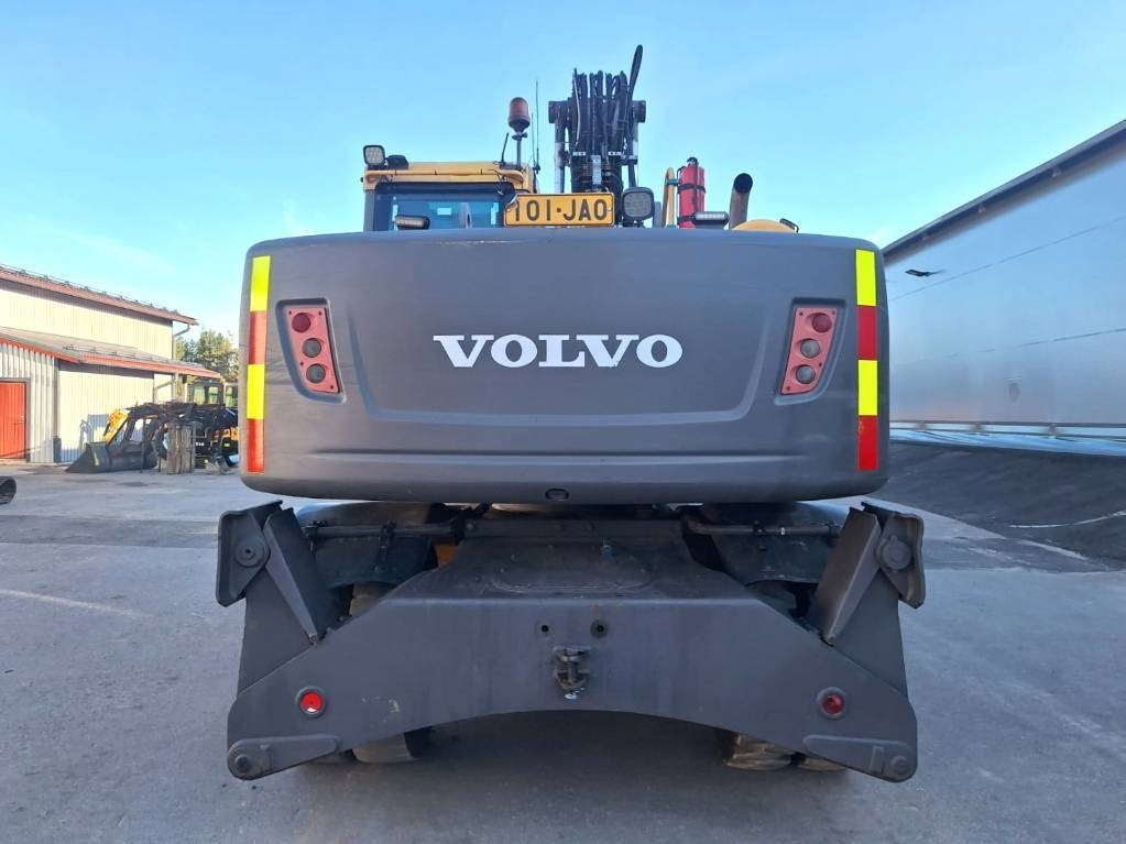 Volvo EW160C PYÖRITTÄJÄLLÄ - Ratinis ekskavatorius: foto 3 Volvo EW160C PYÖRITTÄJÄLLÄ - Ratinis ekskavatorius: foto 3