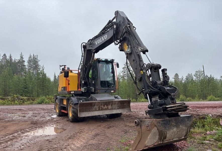 Volvo EWR 150 E - Ratinis ekskavatorius: foto 5 Volvo EWR 150 E - Ratinis ekskavatorius: foto 5