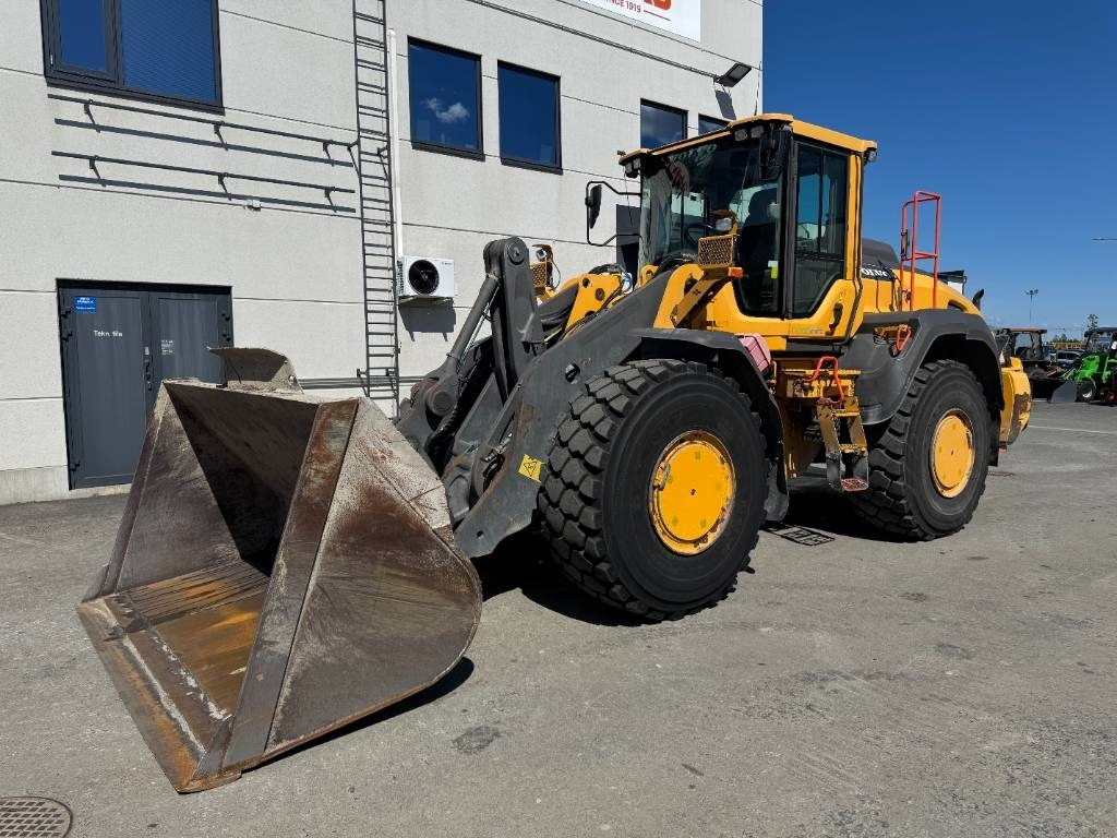 Volvo L 110 H - Ratinis krautuvas: foto 2 Volvo L 110 H - Ratinis krautuvas: foto 2