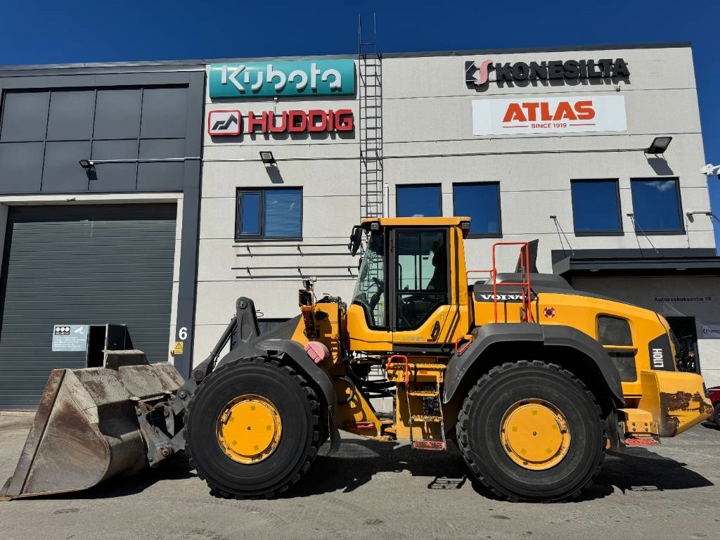 Volvo L 110 H - Ratinis krautuvas: foto 1 Volvo L 110 H - Ratinis krautuvas: foto 1