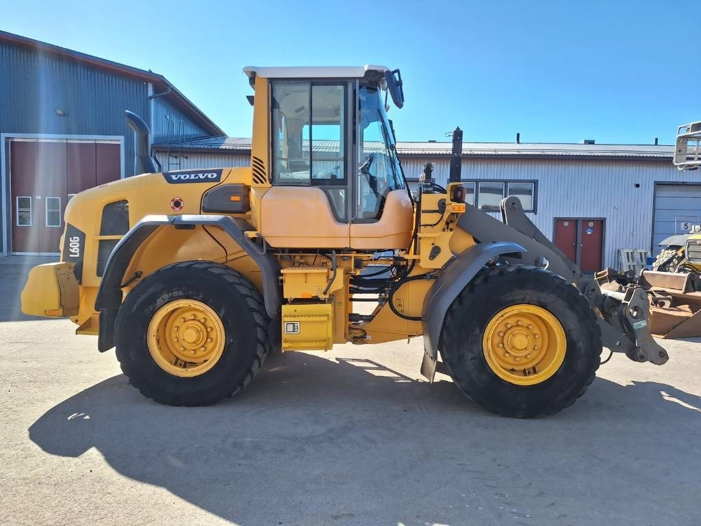 Volvo L60G VIPUOHJAUS - Ratinis krautuvas: foto 5 Volvo L60G VIPUOHJAUS - Ratinis krautuvas: foto 5