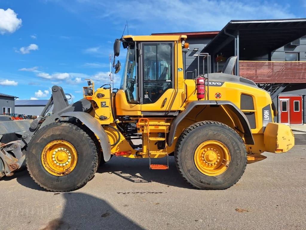 Volvo L90H RASVARI, VAAKA YM. - Ratinis krautuvas: foto 2 Volvo L90H RASVARI, VAAKA YM. - Ratinis krautuvas: foto 2