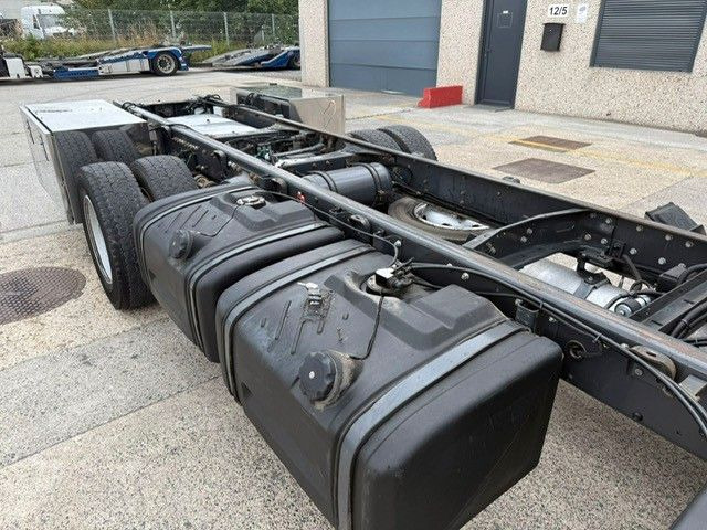 Renault Midlum 240dXi. Klima. 225.000km. - Važiuoklės sunkvežimis: foto 5 Renault Midlum 240dXi. Klima. 225.000km. - Važiuoklės sunkvežimis: foto 5