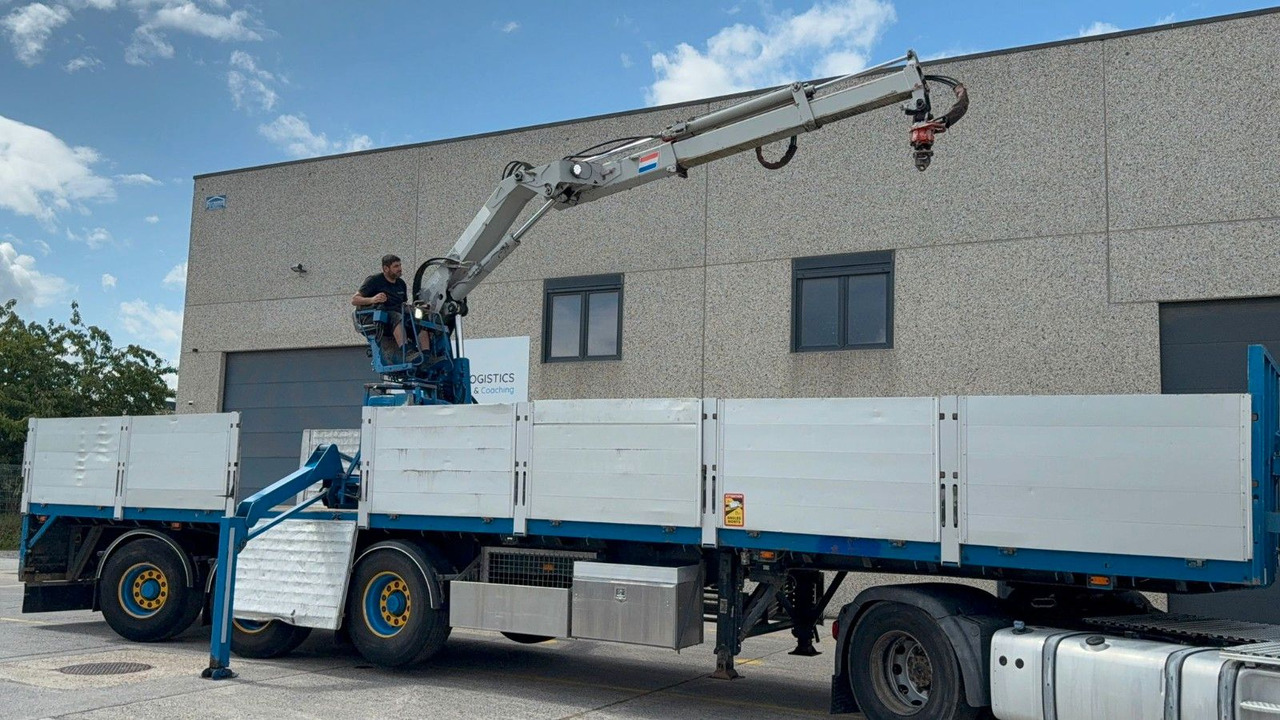 Vogelzang. Kran HIAB R165 roto. TUV 10/2025 - Platforminė/ Bortinė puspriekabė: foto 2 Vogelzang. Kran HIAB R165 roto. TUV 10/2025 - Platforminė/ Bortinė puspriekabė: foto 2