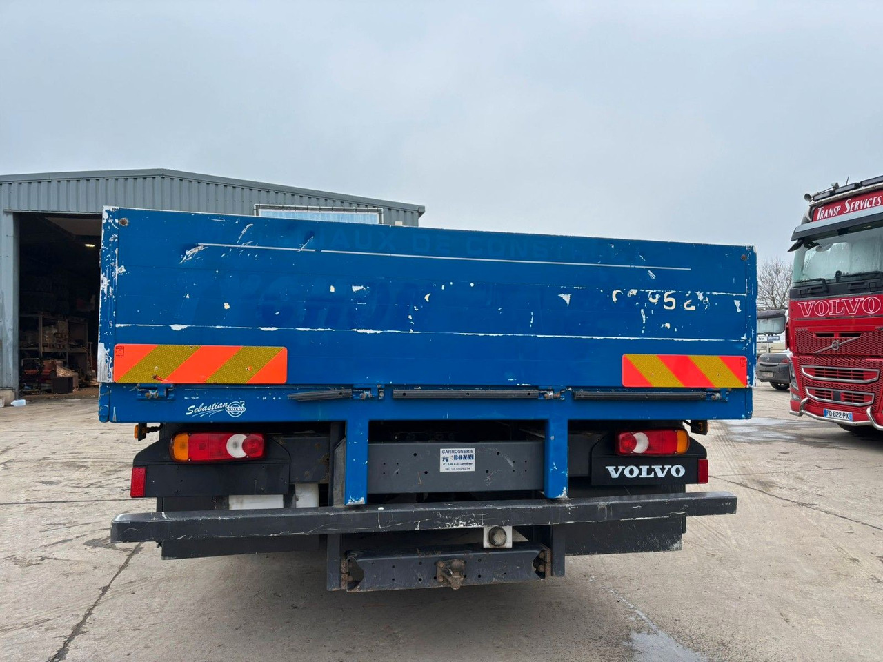 Volvo FL7-240. Pritsche 6.80m. EU5. - Platforminis/ Bortinis sunkvežimis: foto 5 Volvo FL7-240. Pritsche 6.80m. EU5. - Platforminis/ Bortinis sunkvežimis: foto 5