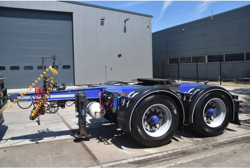 Floor FLMA-18 - DOLLY - BPW AXLES - DRUM BRAKES - CENTRAL LUBRICATION - WABCO SMARTBOARD - - Dolly priekaba: foto 1 Floor FLMA-18 - DOLLY - BPW AXLES - DRUM BRAKES - CENTRAL LUBRICATION - WABCO SMARTBOARD - - Dolly priekaba: foto 1