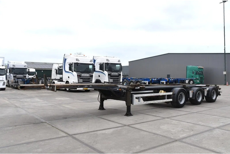 Renders ROC 16.30 - LIFT AXLE - BPW AXLES - DISC BRAKES - GOOD CONDITION - - Konteineris-vežimus/ Sukeisti kūną puspriekabė: foto 5 Renders ROC 16.30 - LIFT AXLE - BPW AXLES - DISC BRAKES - GOOD CONDITION - - Konteineris-vežimus/ Sukeisti kūną puspriekabė: foto 5