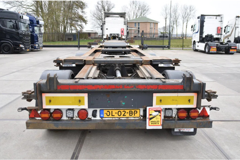 Renders ROC 16.30 - LIFT AXLE - BPW AXLES - DISC BRAKES - GOOD CONDITION - - Konteineris-vežimus/ Sukeisti kūną puspriekabė: foto 3 Renders ROC 16.30 - LIFT AXLE - BPW AXLES - DISC BRAKES - GOOD CONDITION - - Konteineris-vežimus/ Sukeisti kūną puspriekabė: foto 3