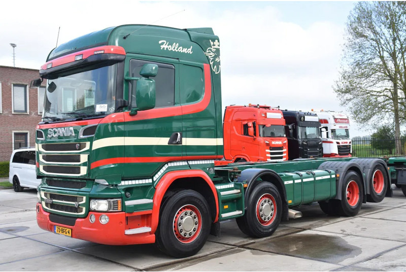 Scania R520 HL V8 8x2 - EURO 6 - MANUAL - RETARDER - WHEELBASE: 510 cm - 10 TONS FRONT AXLE - XENON - - Konteineris-vežimus/ Sukeisti kūną sunkvežimis: foto 1 Scania R520 HL V8 8x2 - EURO 6 - MANUAL - RETARDER - WHEELBASE: 510 cm - 10 TONS FRONT AXLE - XENON - - Konteineris-vežimus/ Sukeisti kūną sunkvežimis: foto 1