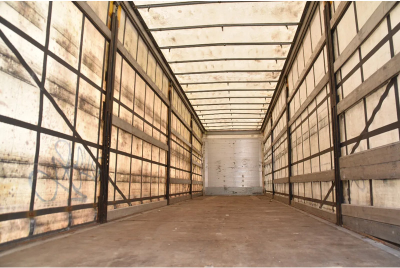 Schmitz Cargobull SCB*S3T - SLIDING CURTAINS/ROOF - DISC BRAKES - SAFETY ROOF - GOOD CONDITION - - Tentinė puspriekabė: foto 3 Schmitz Cargobull SCB*S3T - SLIDING CURTAINS/ROOF - DISC BRAKES - SAFETY ROOF - GOOD CONDITION - - Tentinė puspriekabė: foto 3