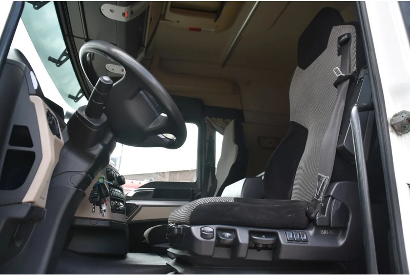 MAN TGS 18.360 4x2 - EURO 6 - 887 TKM - NAVI - AIRCO - DIFF. LOCK - GOOD CONDITION - - Vilkikas: foto 4 MAN TGS 18.360 4x2 - EURO 6 - 887 TKM - NAVI - AIRCO - DIFF. LOCK - GOOD CONDITION - - Vilkikas: foto 4