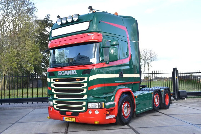 Scania R490 TL 6x2/4 - RETARDER - ACC - DIFF. LOCK - 2 x FUEL TANKS - 2 BEDS - EXCELLENT CONDITION - - Vilkikas: foto 2 Scania R490 TL 6x2/4 - RETARDER - ACC - DIFF. LOCK - 2 x FUEL TANKS - 2 BEDS - EXCELLENT CONDITION - - Vilkikas: foto 2