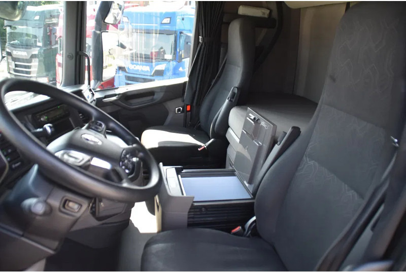 Scania S450 NGS 4x2NB - FULL AIR - 757 TKM - RETARDER - PARK. AIRCO - 2 x FUEL TANKS - TOP CONDITION - - Vilkikas: foto 5 Scania S450 NGS 4x2NB - FULL AIR - 757 TKM - RETARDER - PARK. AIRCO - 2 x FUEL TANKS - TOP CONDITION - - Vilkikas: foto 5