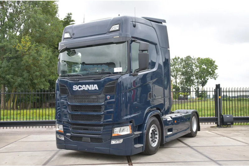 Scania S450 NGS 4x2NB - FULL AIR - RETARDER - ACC - PARK. AIRCO - 2 x FUEL TANKS - TOP CONDITION - - Vilkikas: foto 2 Scania S450 NGS 4x2NB - FULL AIR - RETARDER - ACC - PARK. AIRCO - 2 x FUEL TANKS - TOP CONDITION - - Vilkikas: foto 2