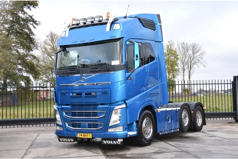 Volvo FH 540 Globe 6x2/4 - 633 TKM - HYDRAULICS - PTO - 2 BEDS - XENON - GOOD CONDITION - - Vilkikas: foto 2 Volvo FH 540 Globe 6x2/4 - 633 TKM - HYDRAULICS - PTO - 2 BEDS - XENON - GOOD CONDITION - - Vilkikas: foto 2
