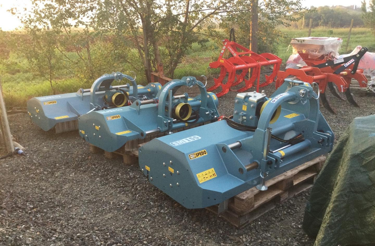 - Žolės smulkintuvas: foto 3 - Žolės smulkintuvas: foto 3