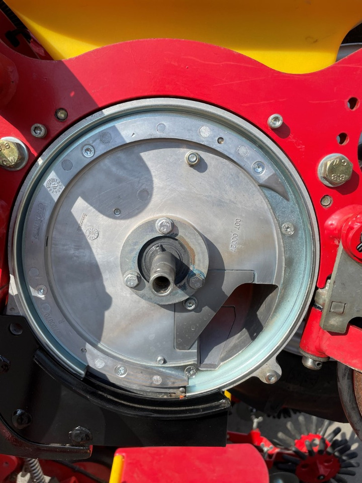 Grimme MATRIX 1200 - Sėjamoji: foto 3 Grimme MATRIX 1200 - Sėjamoji: foto 3