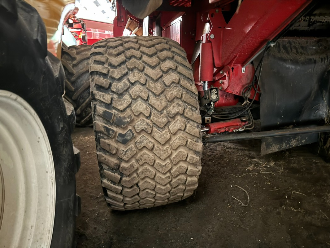 GRIMME SE-150-60-UB XXL - Bulvių kombainas: foto 3 GRIMME SE-150-60-UB XXL - Bulvių kombainas: foto 3