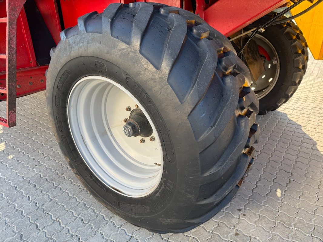 Grimme SE-150-60-NB - Bulvių kombainas: foto 5 Grimme SE-150-60-NB - Bulvių kombainas: foto 5