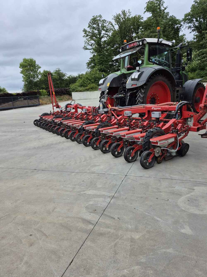 Kverneland MONOPILL 18 rangs - Sėjamoji: foto 1 Kverneland MONOPILL 18 rangs - Sėjamoji: foto 1