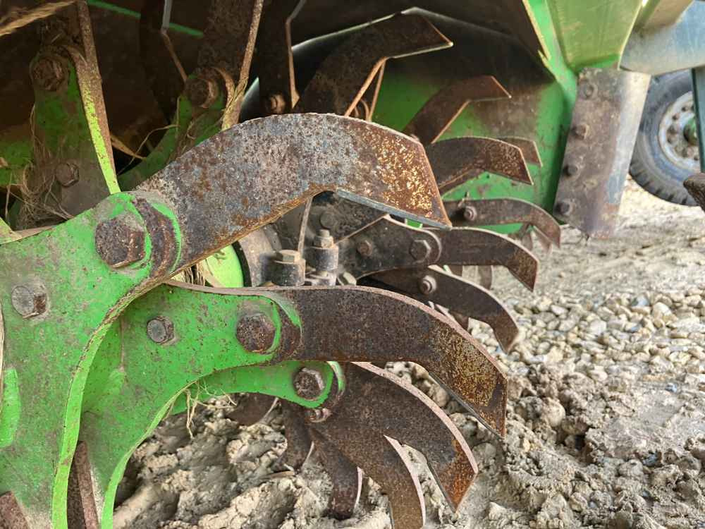 AVR AVR GE-FORCE, Triple bed/6 Row Hook Tine Tilla/Rotovator 5.4M - Kombainas: foto 4 AVR AVR GE-FORCE, Triple bed/6 Row Hook Tine Tilla/Rotovator 5.4M - Kombainas: foto 4
