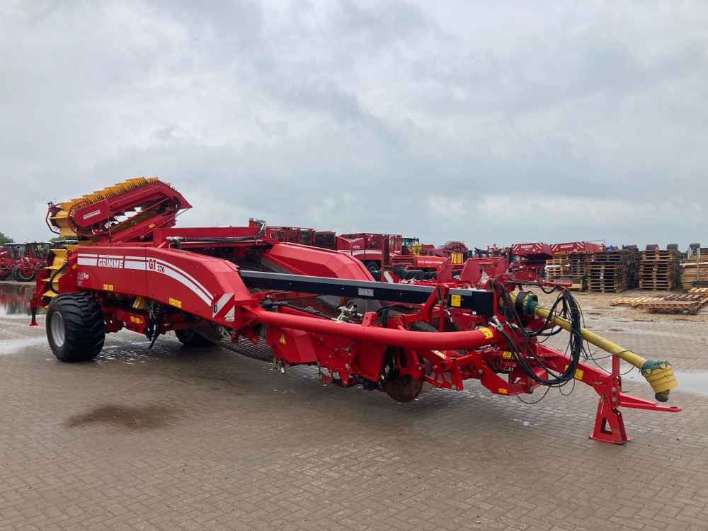 Grimme Grimme GT170S 2 Row Trailed Harvester - Kombainas: foto 1 Grimme Grimme GT170S 2 Row Trailed Harvester - Kombainas: foto 1