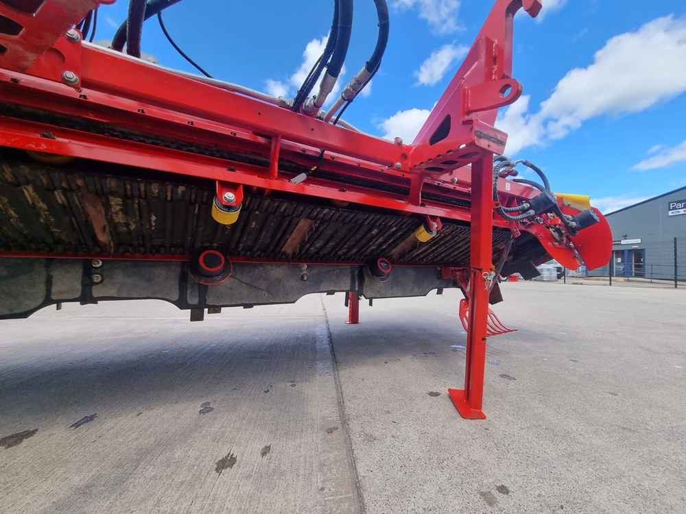 Grimme Grimme, HT 400, Front Mounted, 4 Row, Topper For Self-Propelled - Kombainas: foto 4 Grimme Grimme, HT 400, Front Mounted, 4 Row, Topper For Self-Propelled - Kombainas: foto 4