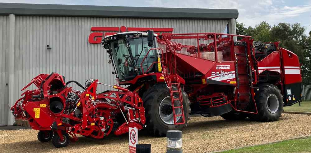 Grimme REXOR 6200 - Žemės dirbimo technika: foto 1 Grimme REXOR 6200 - Žemės dirbimo technika: foto 1