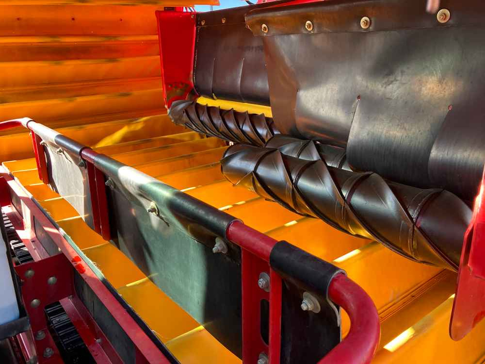 Grimme Varitron 220, 2 Row, Self-Propelled Potato Harvester - Kombainas: foto 2 Grimme Varitron 220, 2 Row, Self-Propelled Potato Harvester - Kombainas: foto 2
