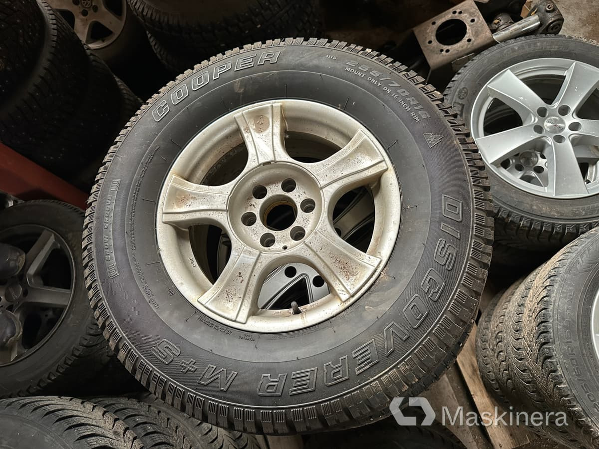 4 st dubbdäck på fälg Cooper Discoverer - Ratas - Komercinis automobilis: foto 2 4 st dubbdäck på fälg Cooper Discoverer - Ratas - Komercinis automobilis: foto 2