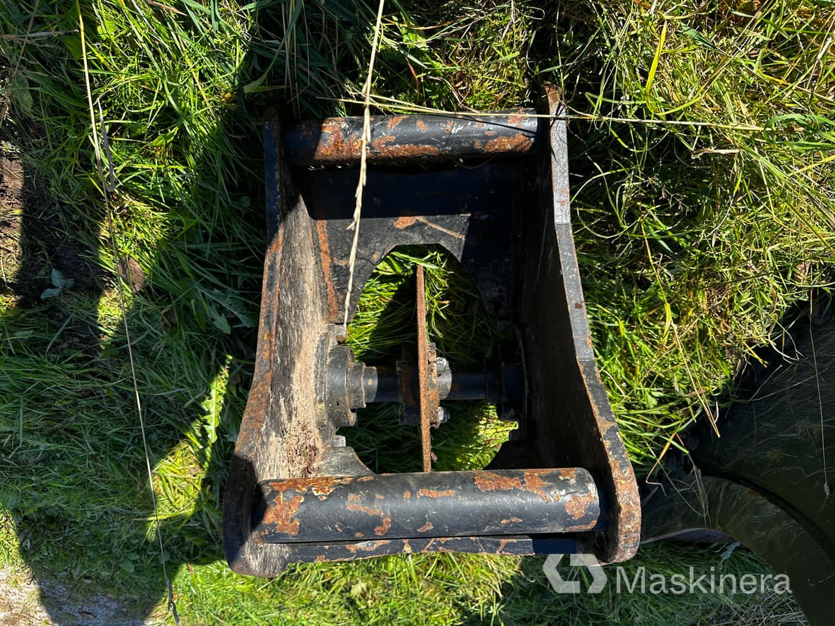 Asfaltskärare Hammars 400mm - Ekskavatoriaus kaušas: foto 3 Asfaltskärare Hammars 400mm - Ekskavatoriaus kaušas: foto 3
