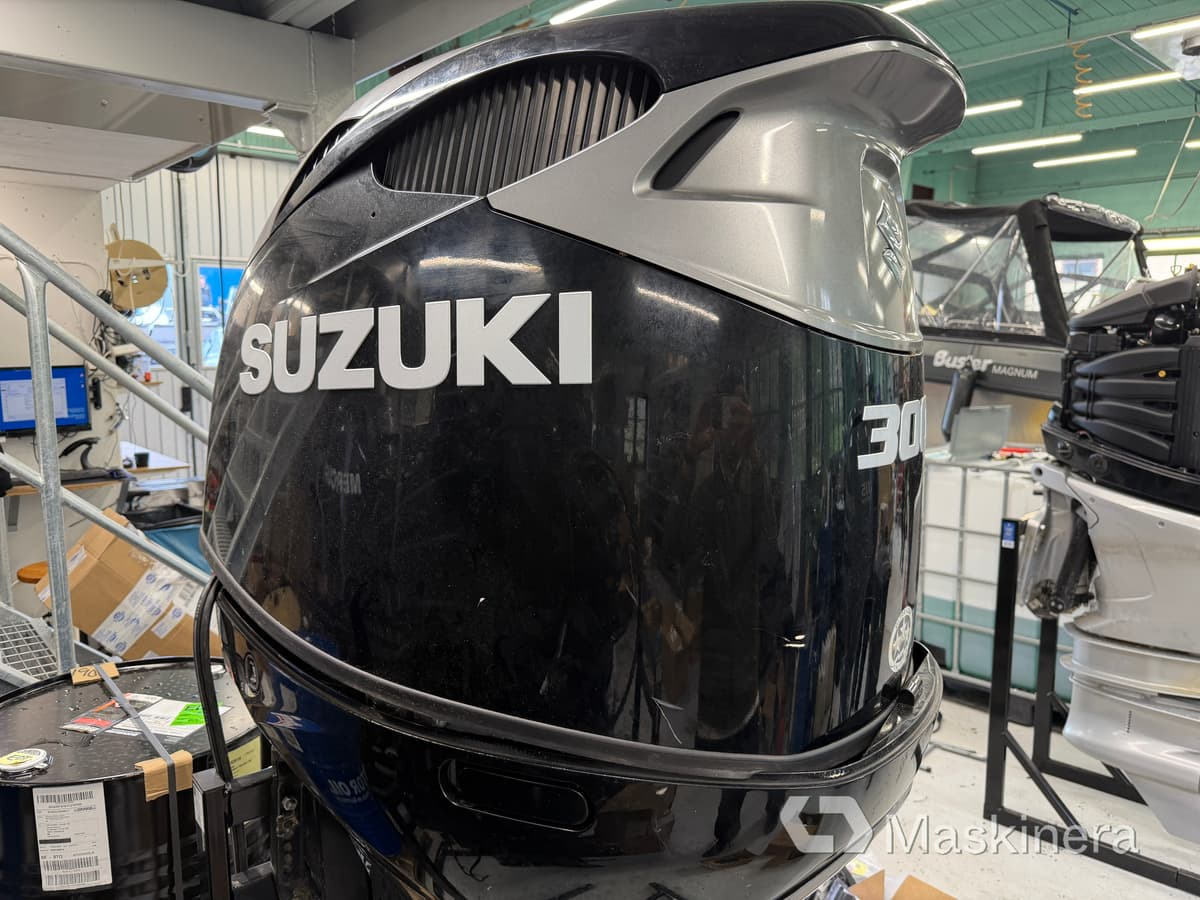 Båtmotor Suzuki DF300B 300hk - Variklis - Kita technika: foto 4 Båtmotor Suzuki DF300B 300hk - Variklis - Kita technika: foto 4