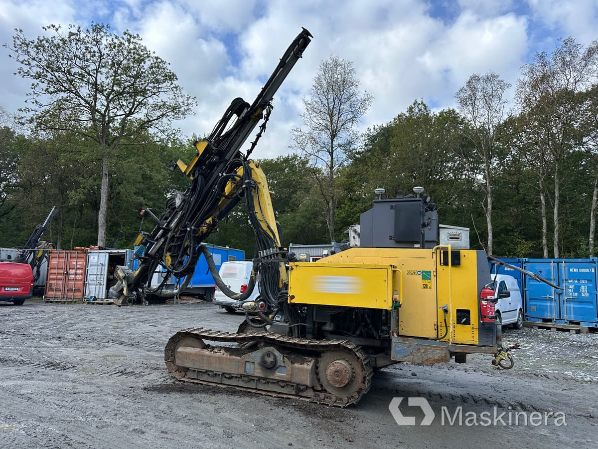 Borrvagn Atlas Copco Flexi ROC T30R-03 - Gręžimo mašina: foto 4 Borrvagn Atlas Copco Flexi ROC T30R-03 - Gręžimo mašina: foto 4