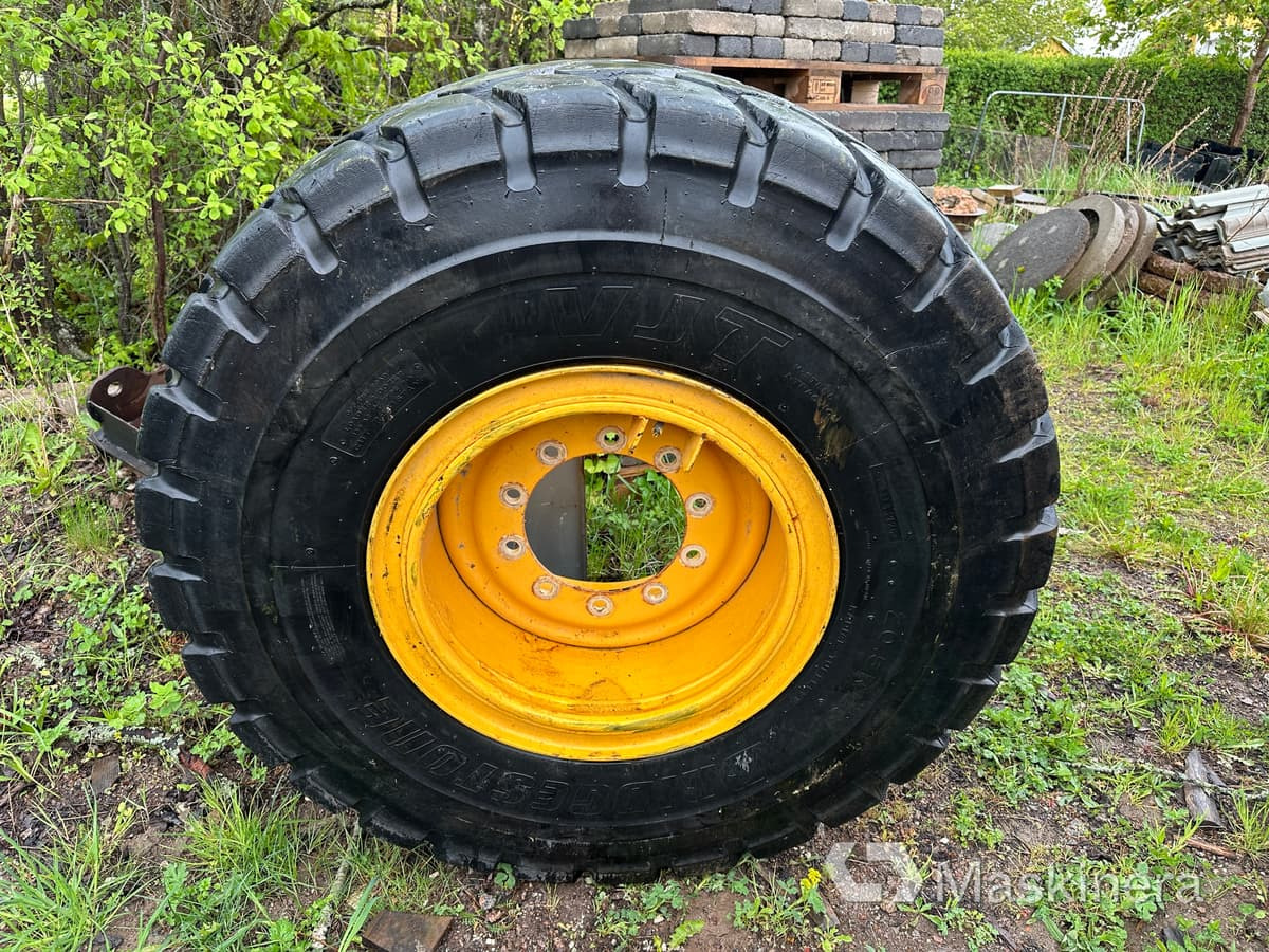 Bridgestone & Alliance Entreprenaddäck på fälg 20.5R25 - Ratas - Statybinė technika: foto 5 Bridgestone & Alliance Entreprenaddäck på fälg 20.5R25 - Ratas - Statybinė technika: foto 5
