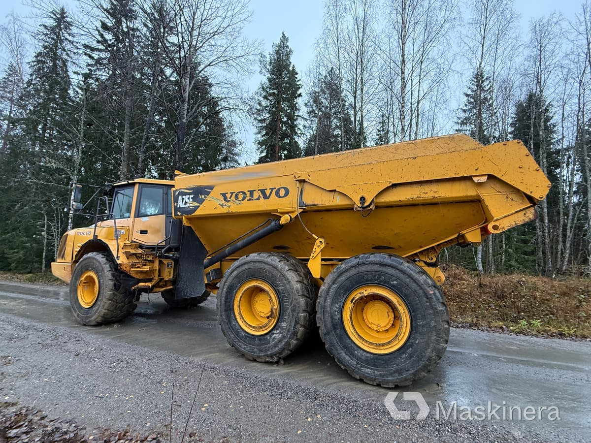 Dumper Volvo A25E 6x6 - Šarnyrinis savivartis: foto 4 Dumper Volvo A25E 6x6 - Šarnyrinis savivartis: foto 4