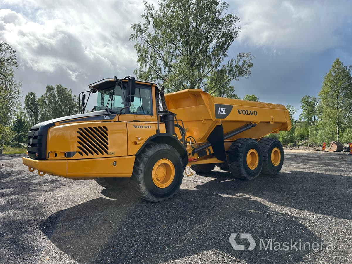 Dumper Volvo A25E 6x6 - Šarnyrinis savivartis: foto 2 Dumper Volvo A25E 6x6 - Šarnyrinis savivartis: foto 2