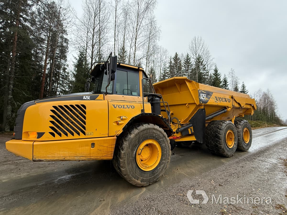 Dumper Volvo A25E 6x6 - Šarnyrinis savivartis: foto 2 Dumper Volvo A25E 6x6 - Šarnyrinis savivartis: foto 2