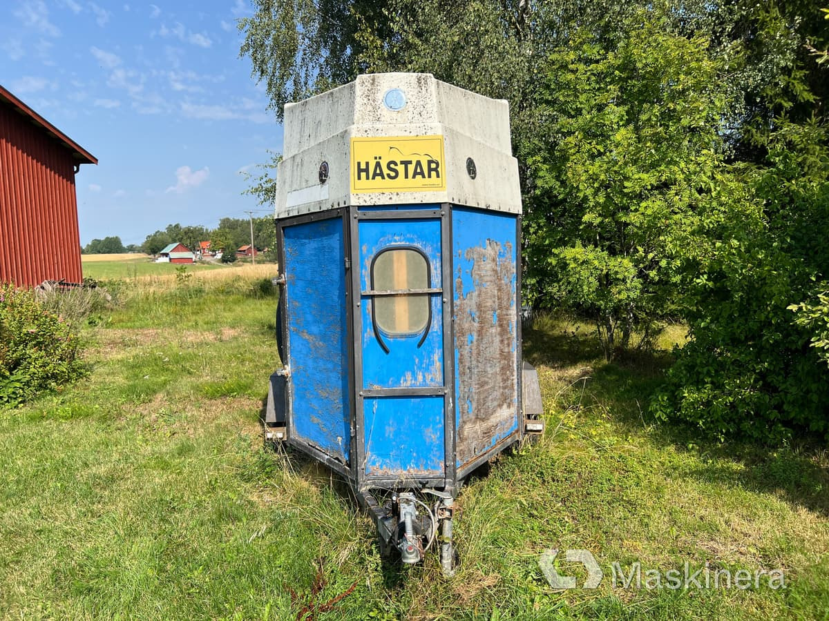 Fågelsta Släpet 1500 HT Hästtransport Fågelsta - Priekaba žirgams vežti: foto 2 Fågelsta Släpet 1500 HT Hästtransport Fågelsta - Priekaba žirgams vežti: foto 2