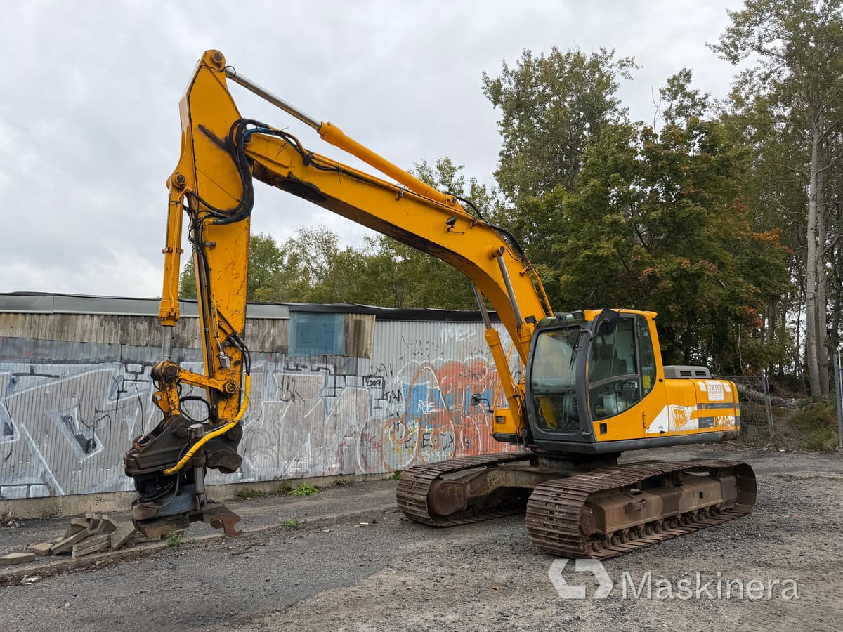 Grävmaskin JCB JS200 LC - Vikšrinis ekskavatorius: foto 1 Grävmaskin JCB JS200 LC - Vikšrinis ekskavatorius: foto 1