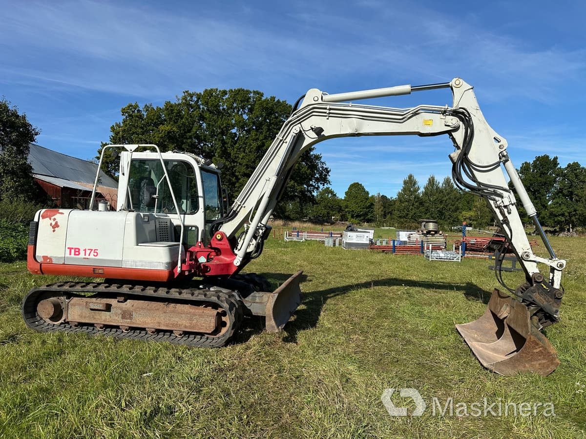 Grävmaskin Takeuchi TB175 - Vikšrinis ekskavatorius: foto 4 Grävmaskin Takeuchi TB175 - Vikšrinis ekskavatorius: foto 4