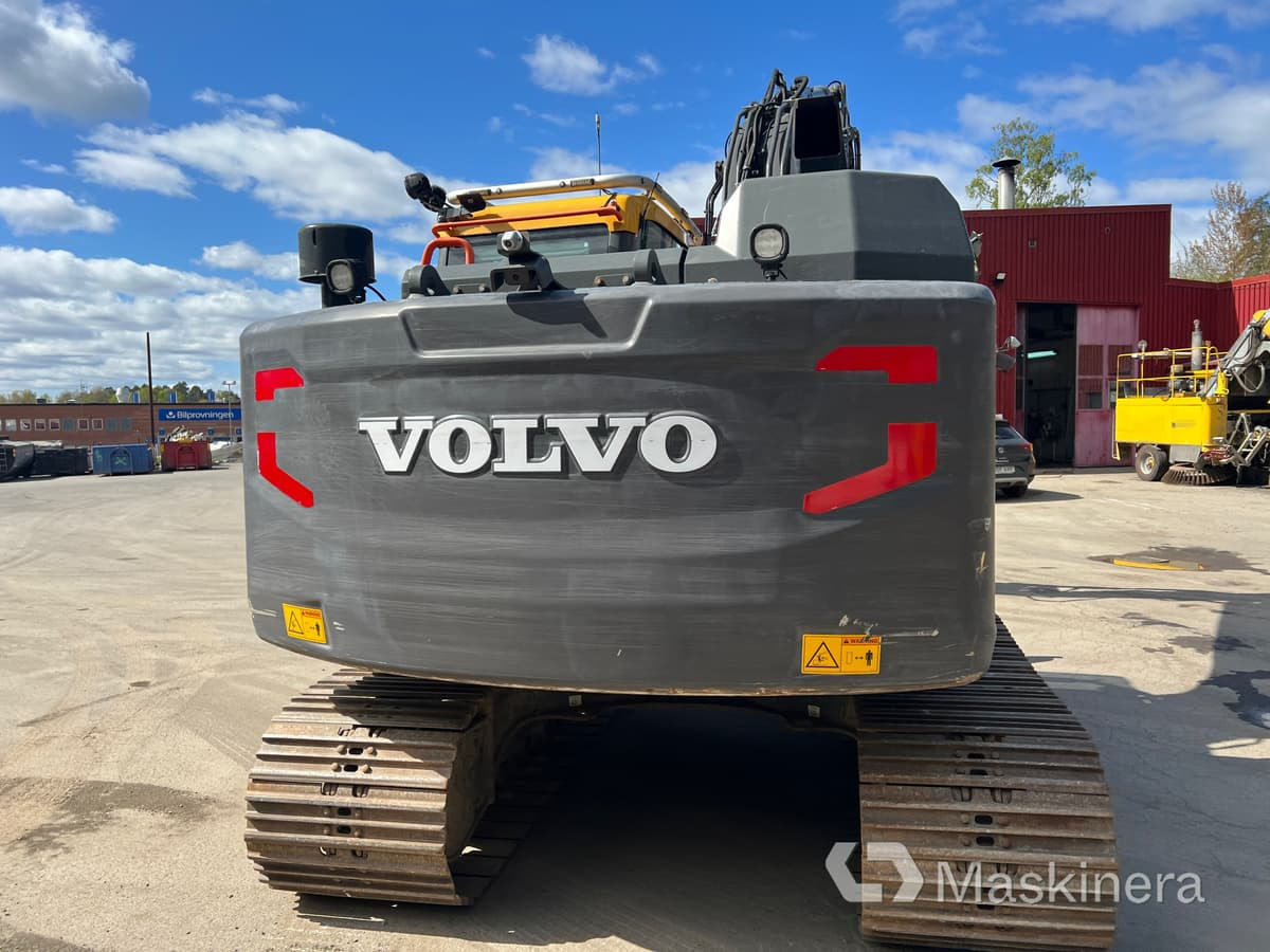 Grävmaskin Volvo EC140EL med 3 skopor - Vikšrinis ekskavatorius: foto 5 Grävmaskin Volvo EC140EL med 3 skopor - Vikšrinis ekskavatorius: foto 5