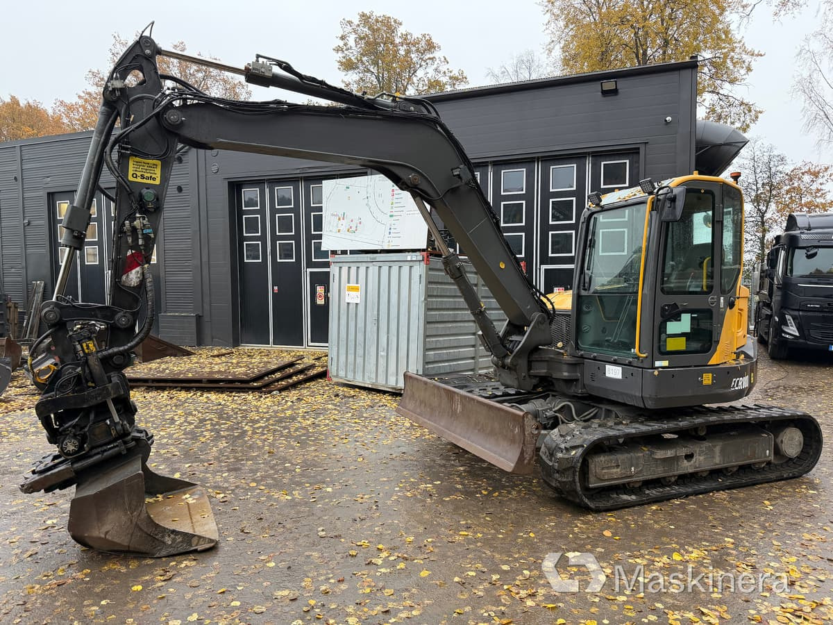 Grävmaskin Volvo ECR88D med tillbehör - Vikšrinis ekskavatorius: foto 1 Grävmaskin Volvo ECR88D med tillbehör - Vikšrinis ekskavatorius: foto 1